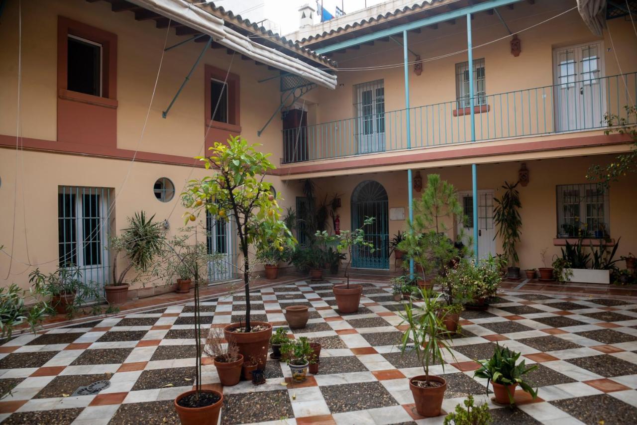 180 Home Ideal Apartamento Con Patio San Bernardo 2 Seville Exterior photo